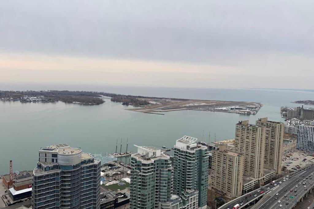 Apartmán Magnificient View Next Cn Tower/Rogers/Union/Mtcc Toronto Exteriér fotografie